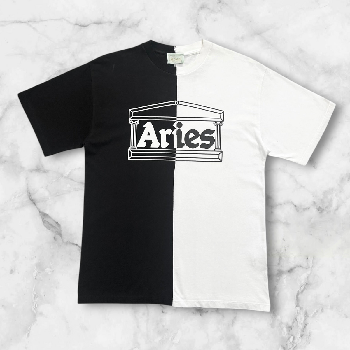 ARIES LOGO T-SHIRT BLACK AND WHITE