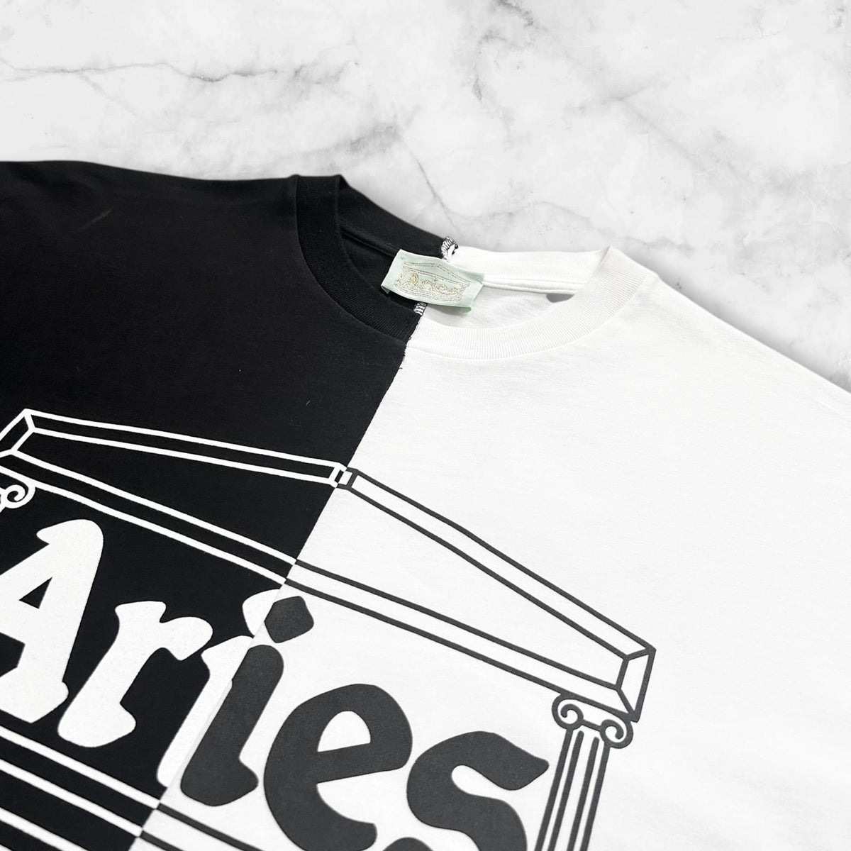 ARIES LOGO T-SHIRT BLACK AND WHITE