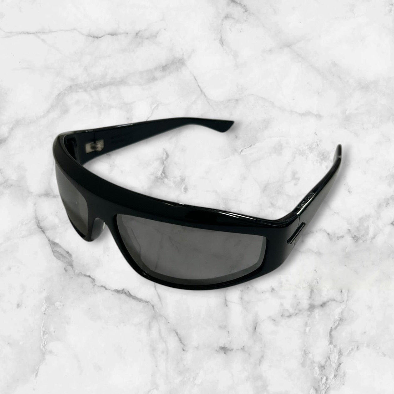 BOTTEGA VENETA SUNGLASSES BLACK